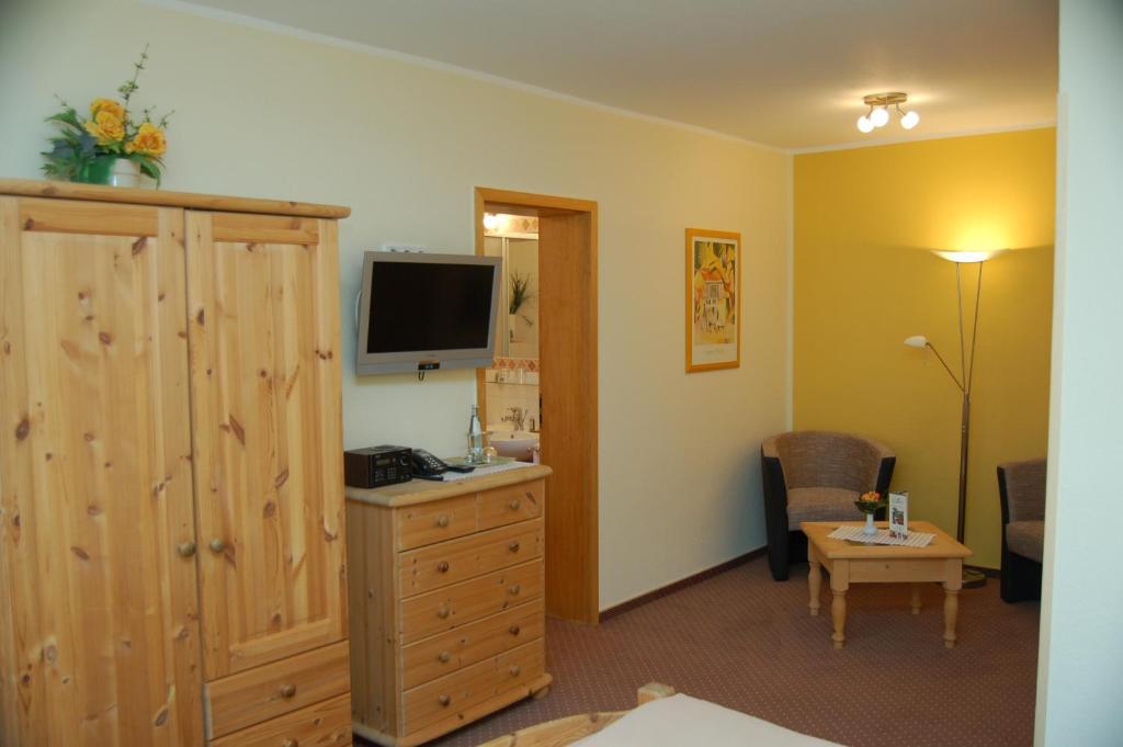 Hotel-Ferienwohnungen Cafe Maarblick シャルケンメーレン 部屋 写真