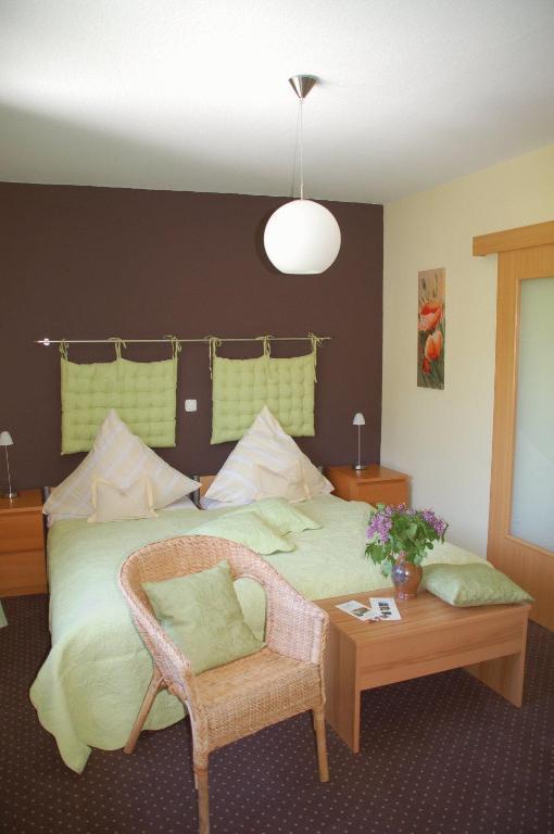 Hotel-Ferienwohnungen Cafe Maarblick シャルケンメーレン 部屋 写真