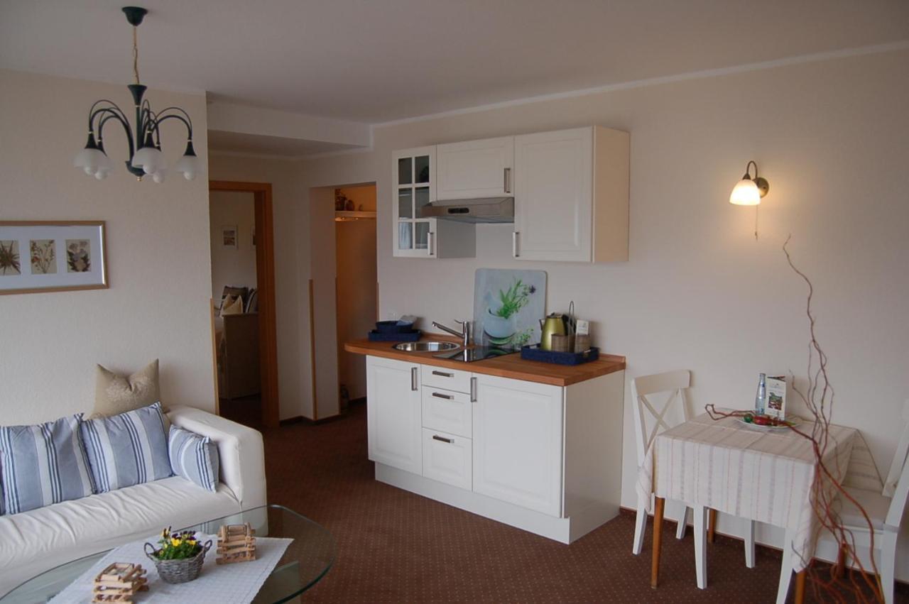 Hotel-Ferienwohnungen Cafe Maarblick シャルケンメーレン 部屋 写真